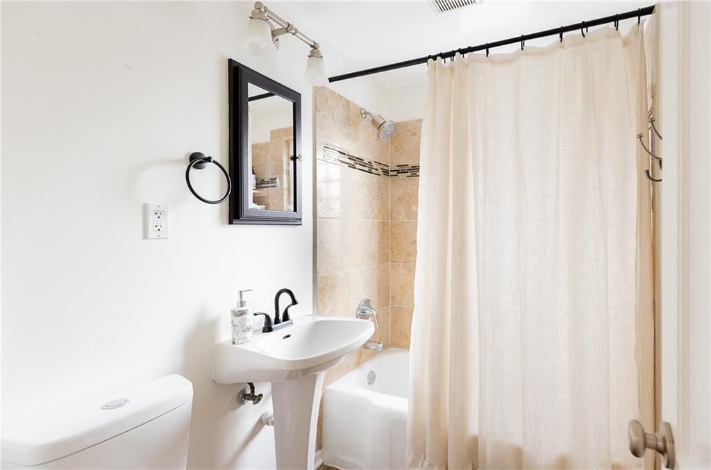 4407 W 69th Terrace — photo 17