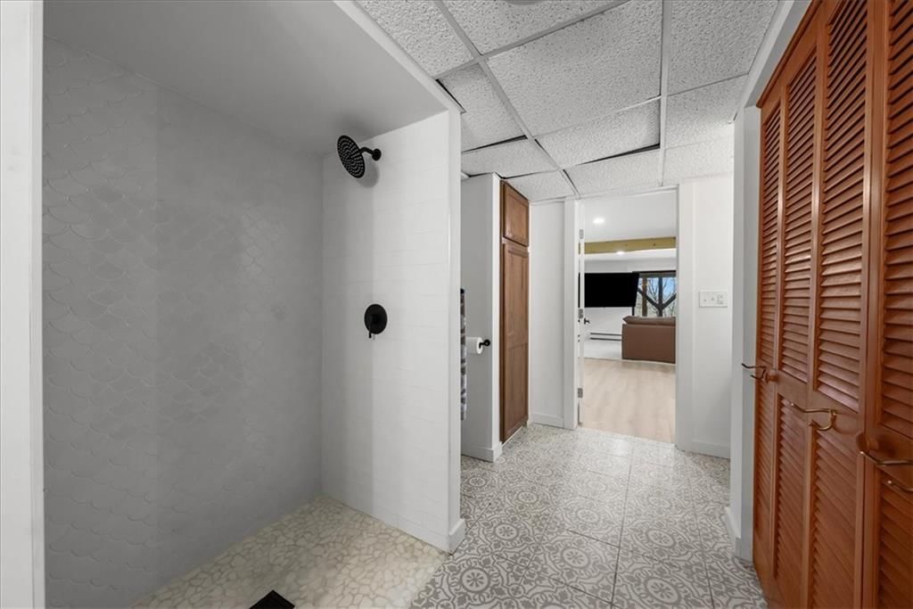 22500 Lakeview Point — photo 39