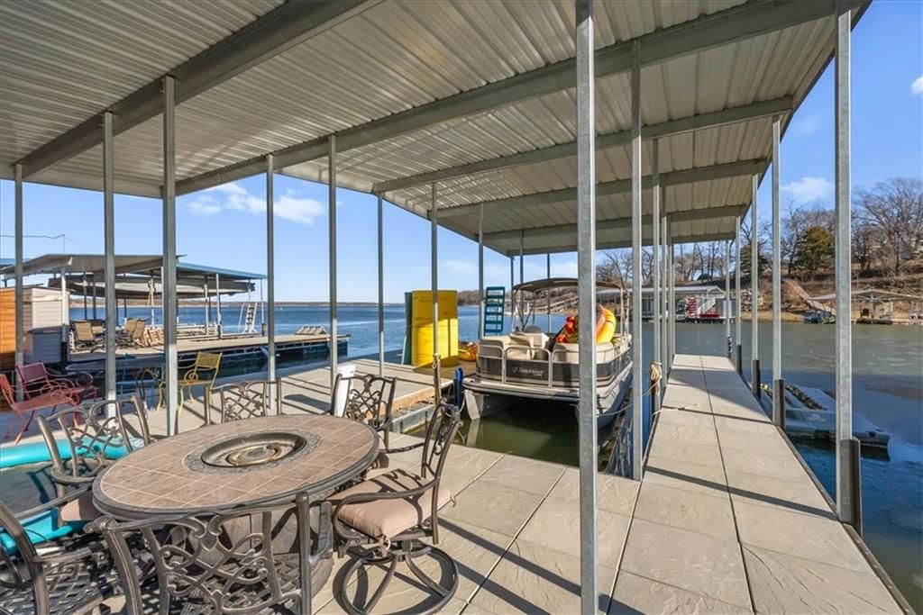 22500 Lakeview Point — photo 46