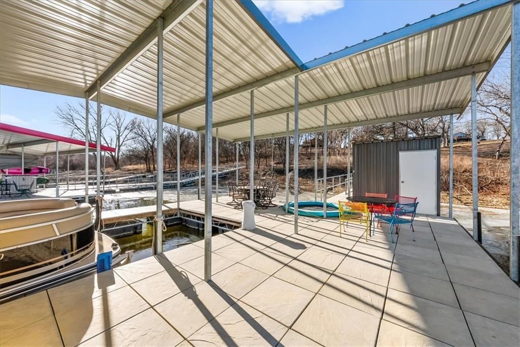 22500 Lakeview Point — photo 49