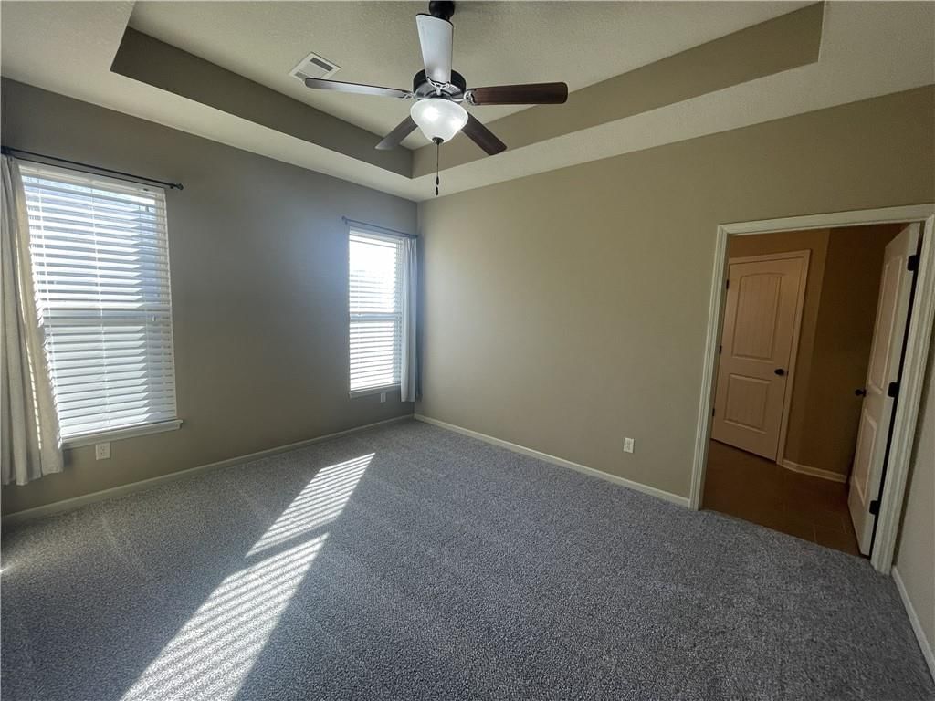 305 E Olive Street — photo 11