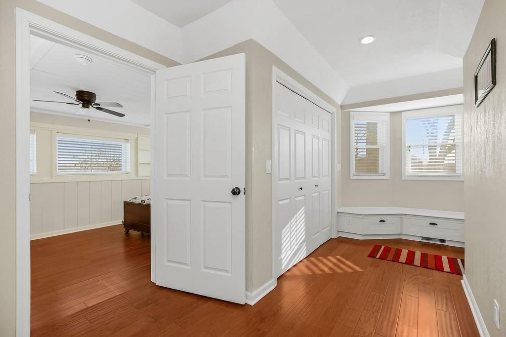 1024 S MADISON Street — photo 10