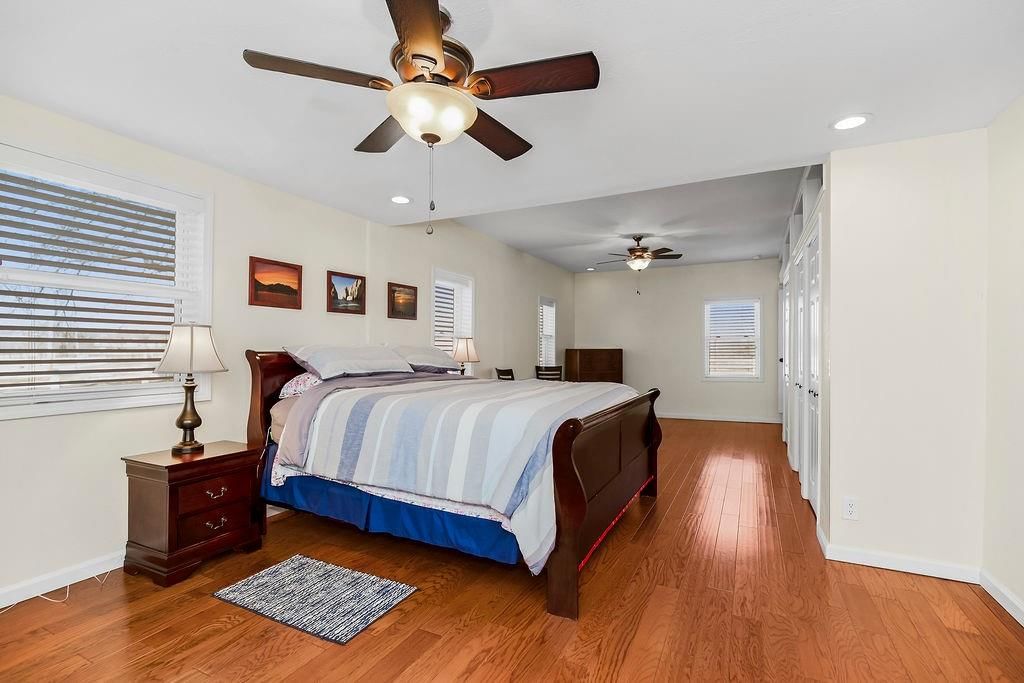 1024 S MADISON Street — photo 13