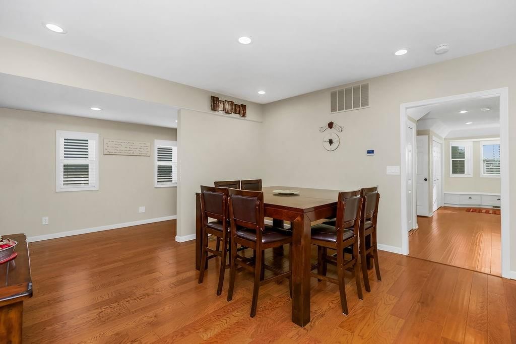 1024 S MADISON Street — photo 16