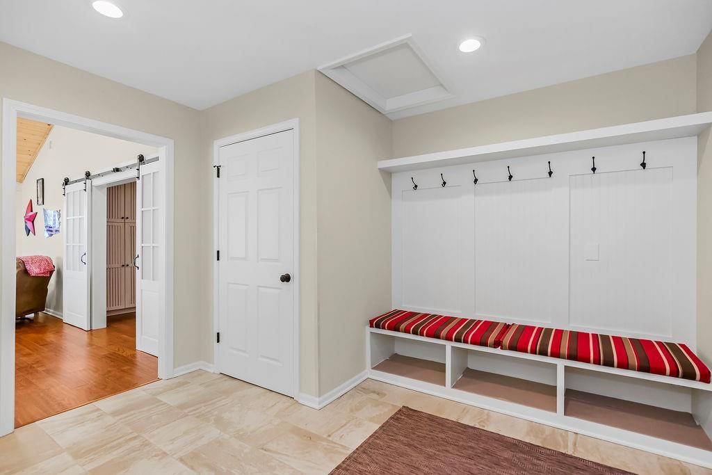 1024 S MADISON Street — photo 25
