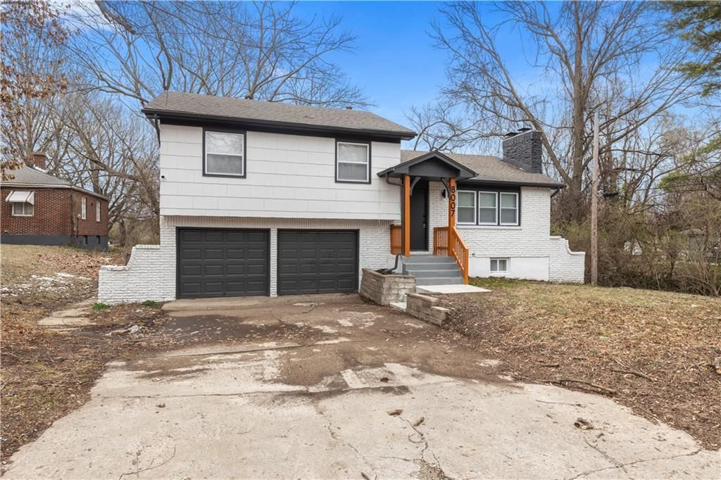 8007 Blue Ridge Boulevard — photo 2