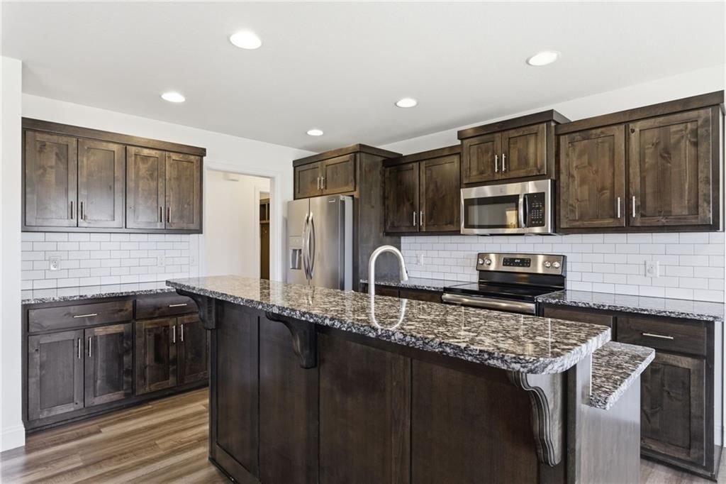 4583 W Minota Street — photo 2