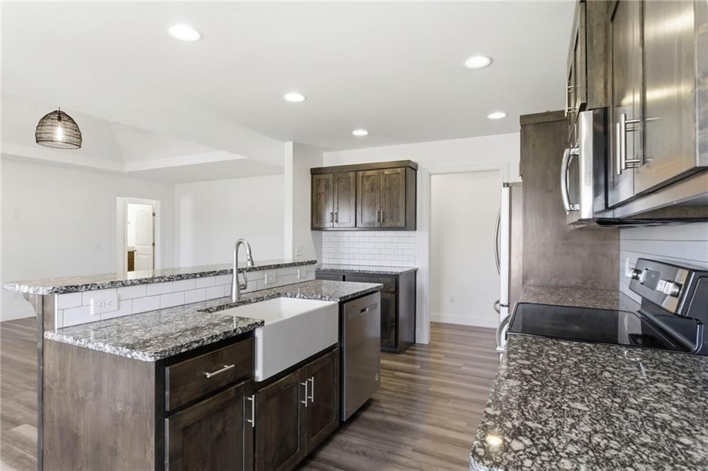 4583 W Minota Street — photo 4