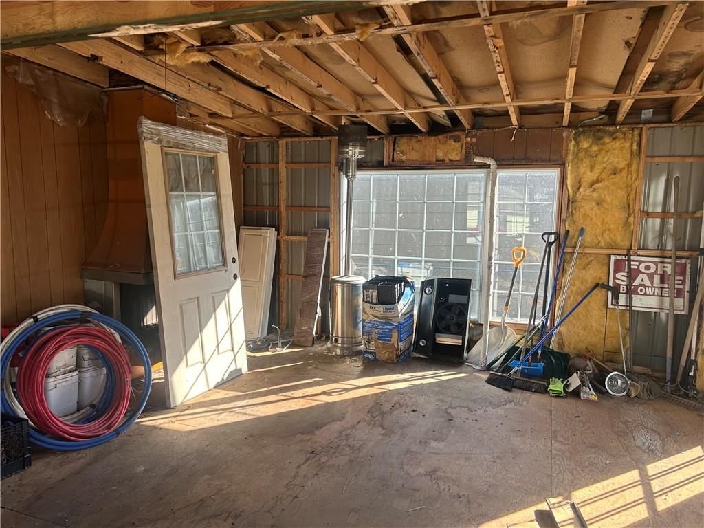 723 Yoeke Street — photo 11