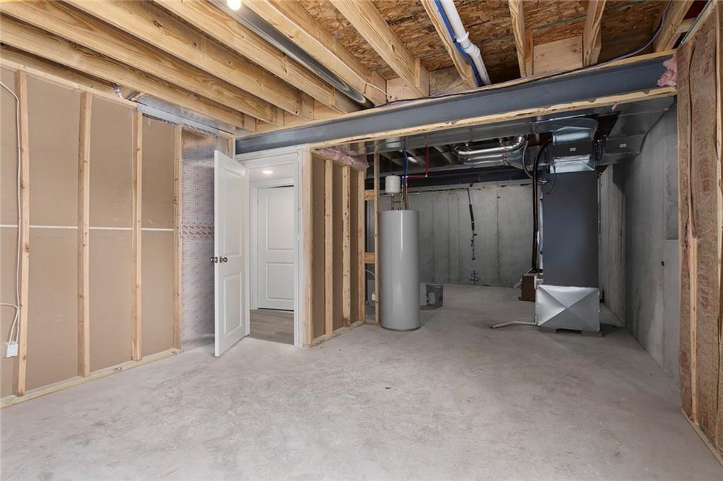 615 Fall Creek Drive — photo 32