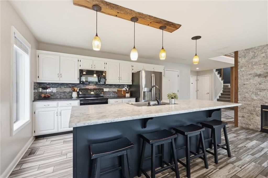4702 Roundtree Court — photo 10