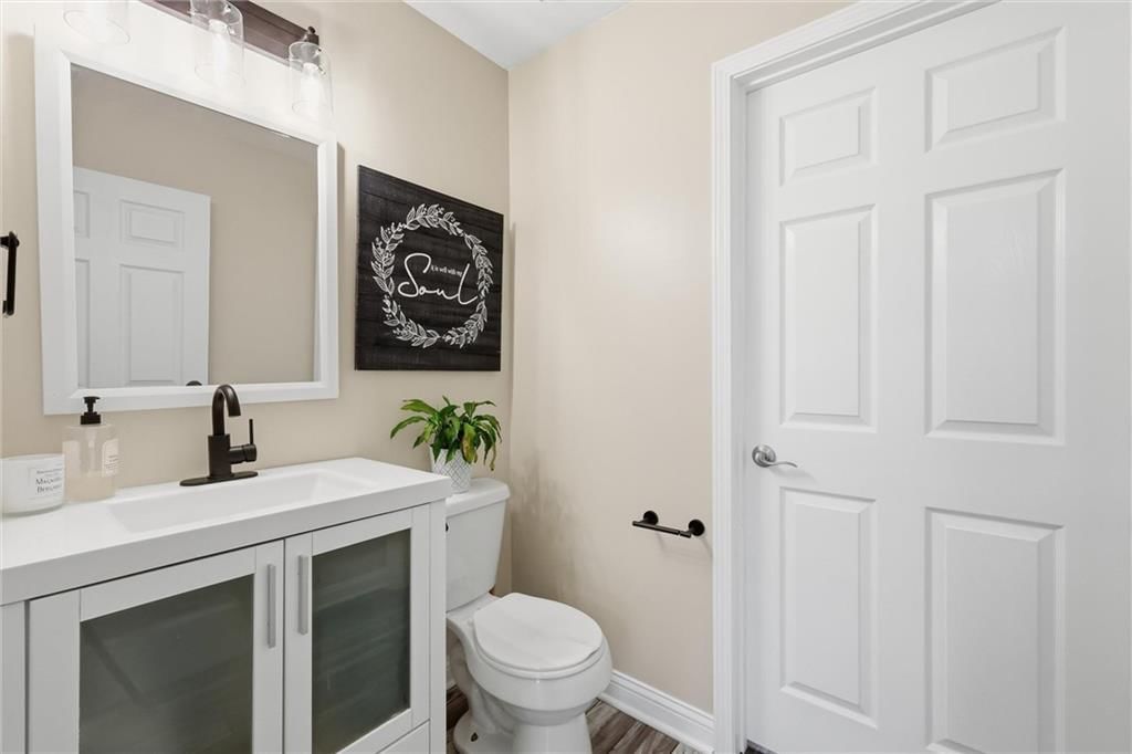 4702 Roundtree Court — photo 14