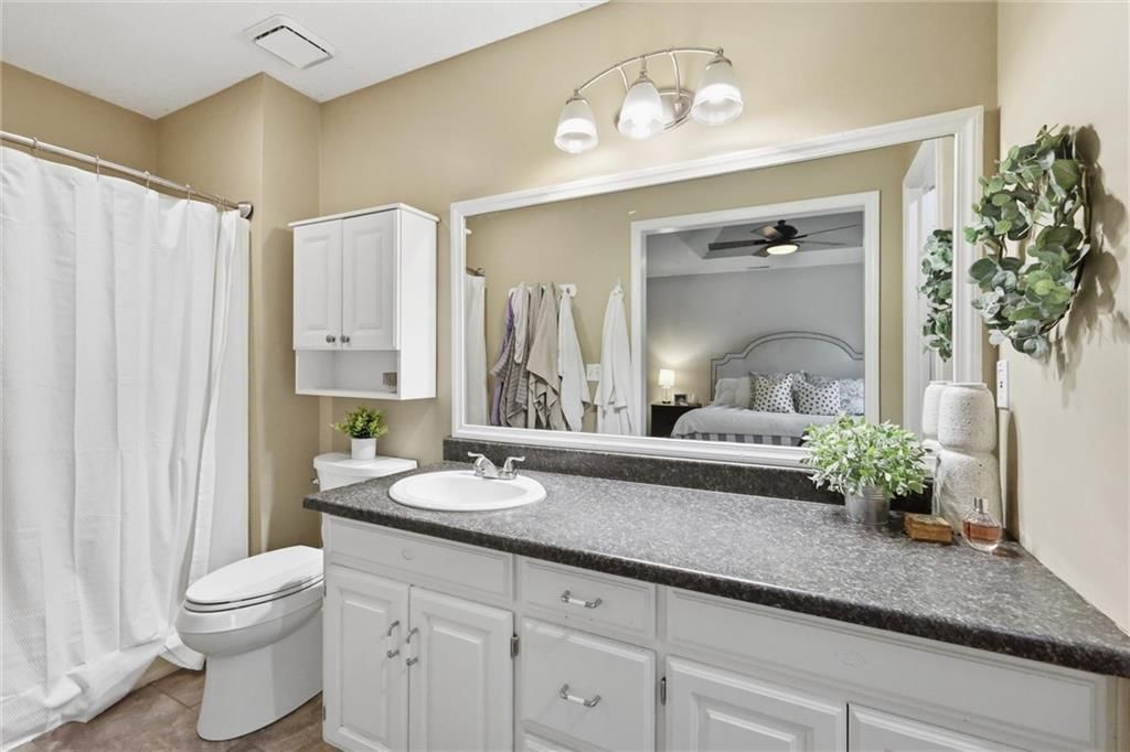 4702 Roundtree Court — photo 20