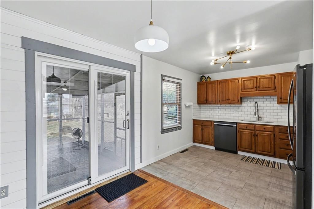 5012 NE 42nd Street — photo 11