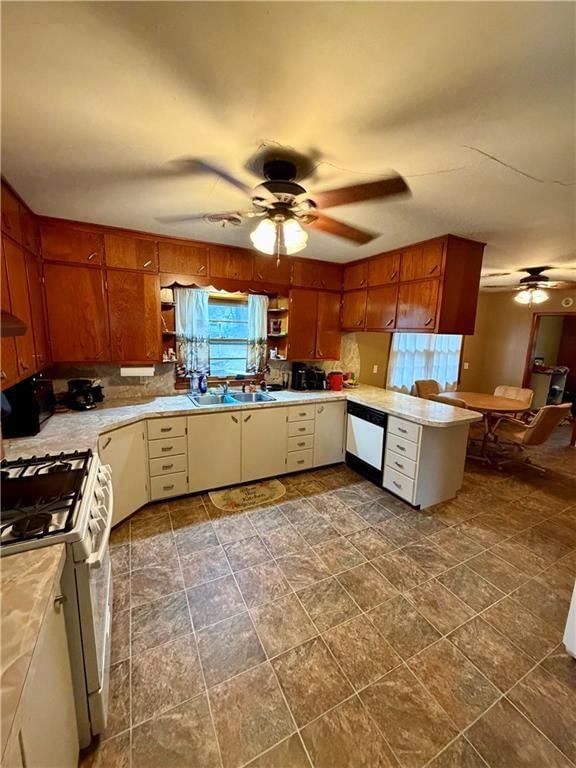 609 Ridge Street — photo 35
