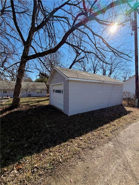 609 Ridge Street — photo 51