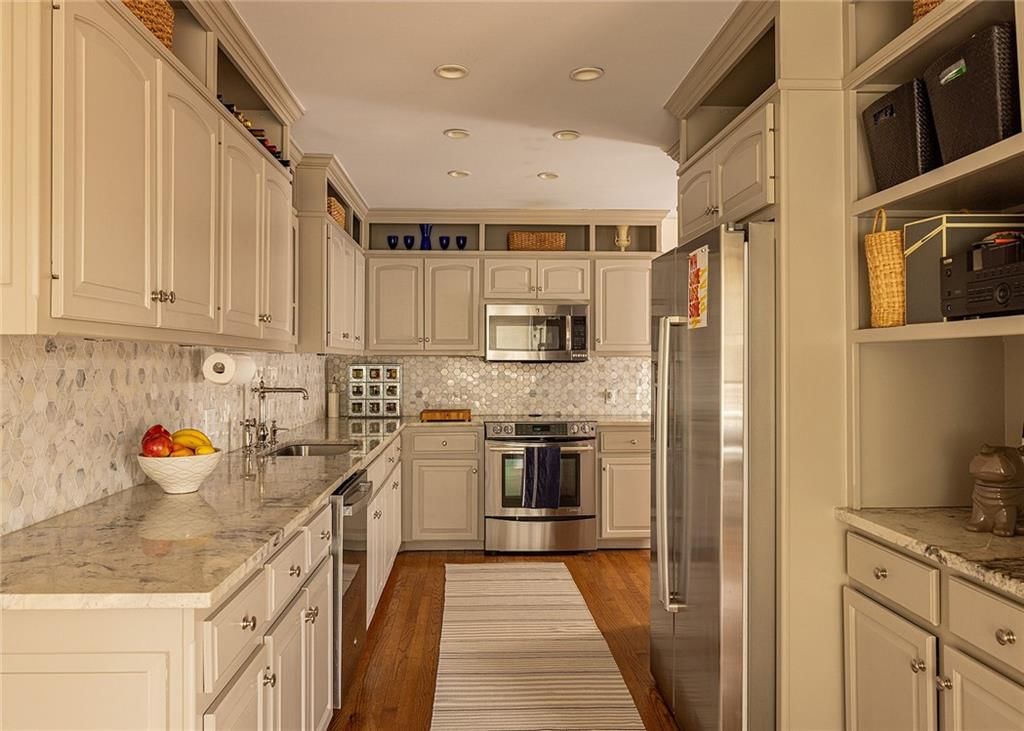 5410 Fairway Road — photo 9