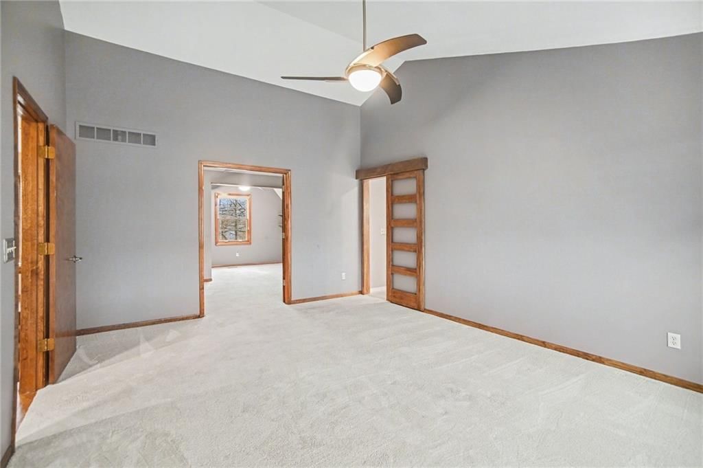 5700 NW Flintridge Court — photo 23