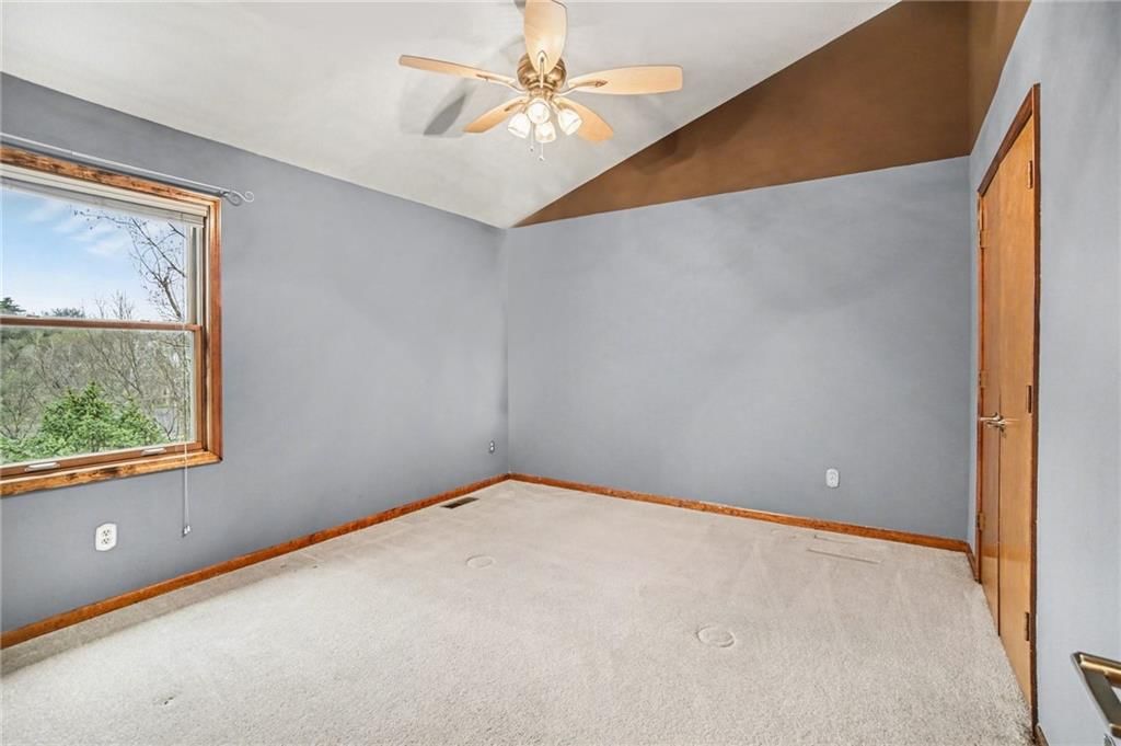 5700 NW Flintridge Court — photo 31