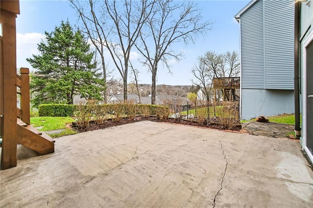 5700 NW Flintridge Court — photo 39