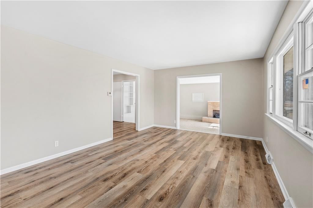 724 W Allison Street — photo 10