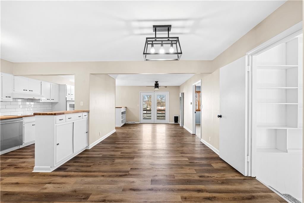 724 W Allison Street — photo 15