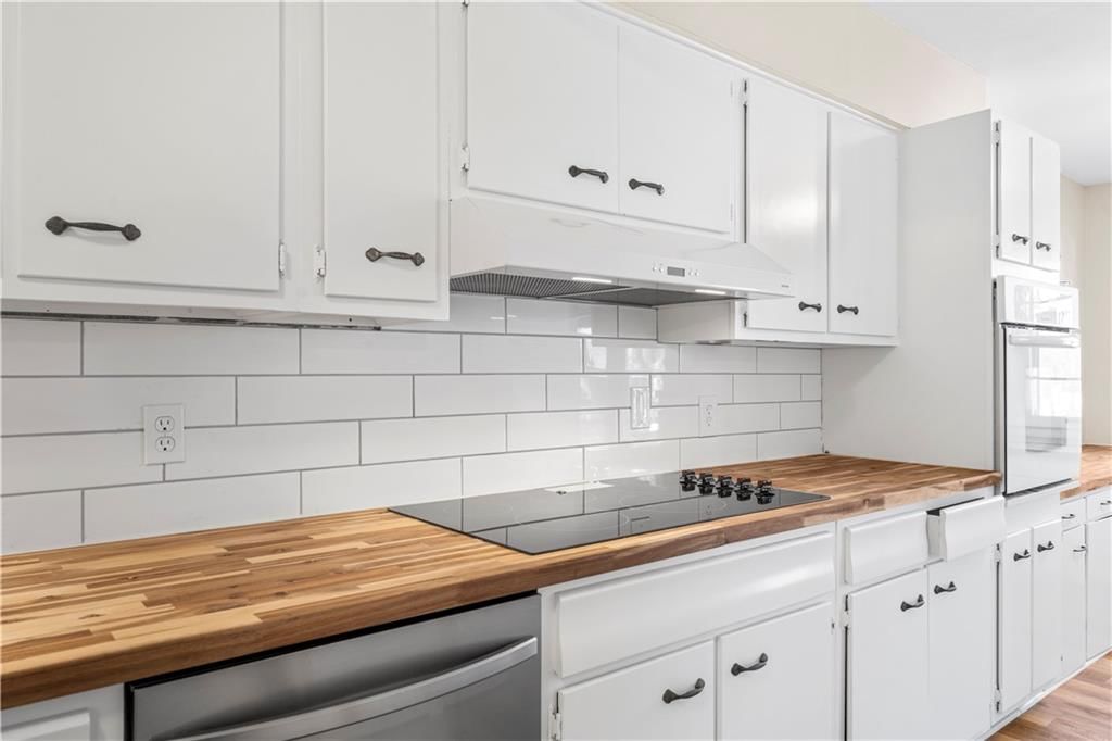 724 W Allison Street — photo 17