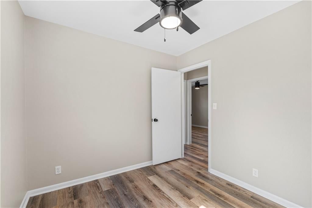 724 W Allison Street — photo 29