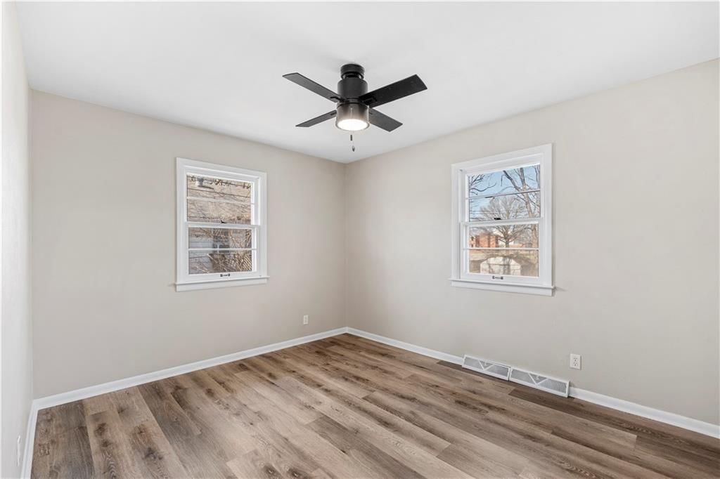 724 W Allison Street — photo 30