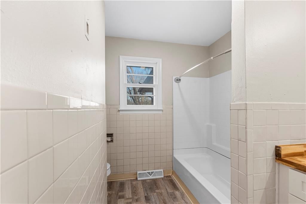 724 W Allison Street — photo 35