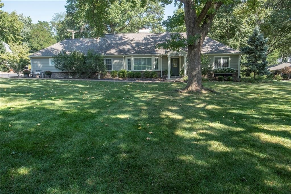 9643 High Drive, Leawood, KS