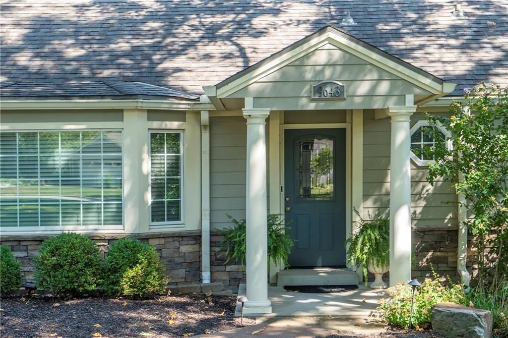 9643 High Drive — photo 3