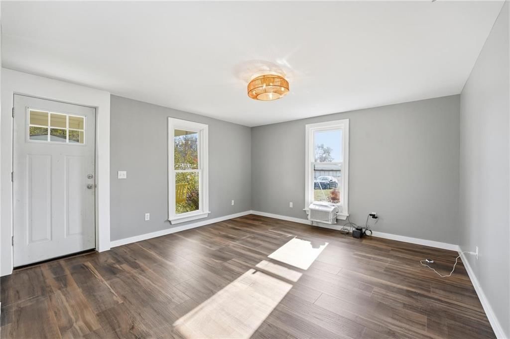 606 Water Street — photo 11