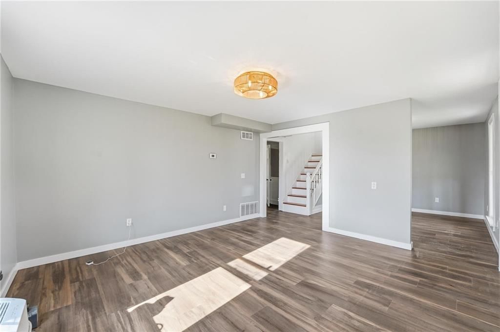 606 Water Street — photo 12