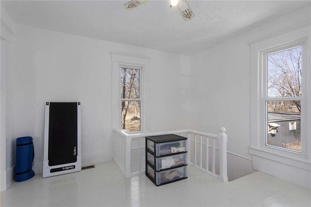 606 Water Street — photo 38