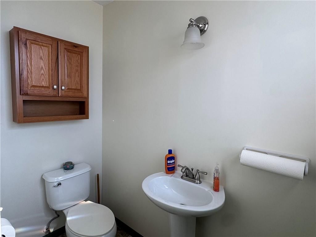 1308 Baltimore Street — photo 23