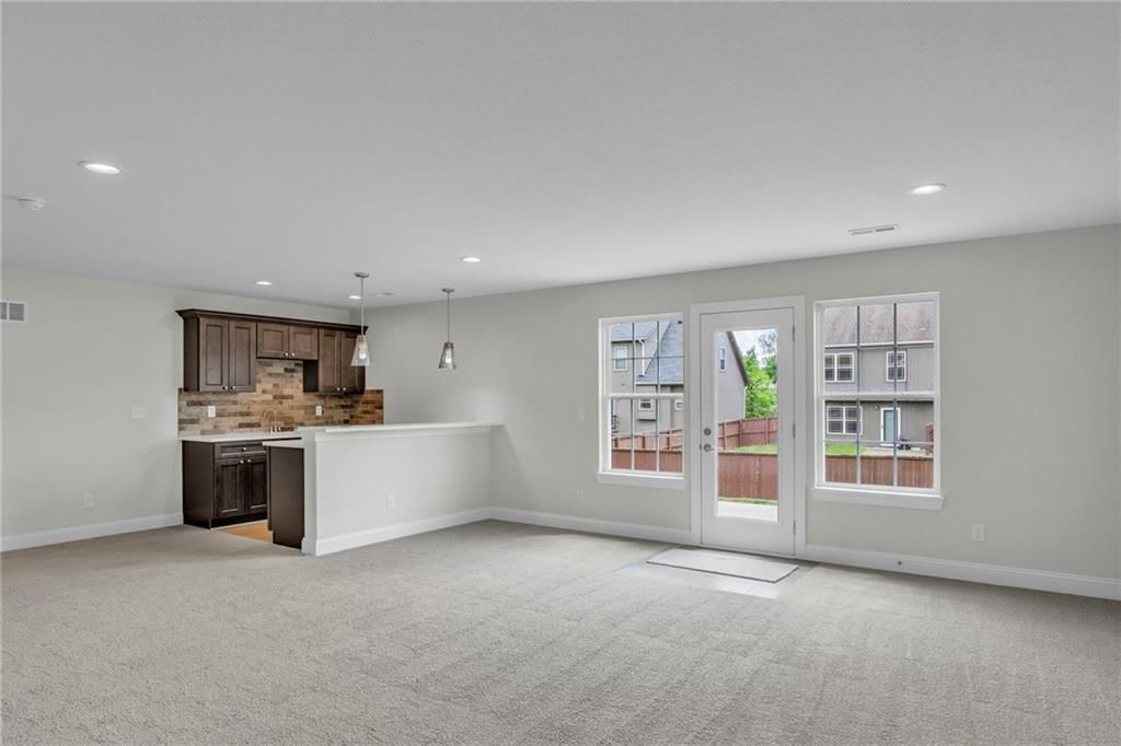 12511 Parkview Avenue — photo 17