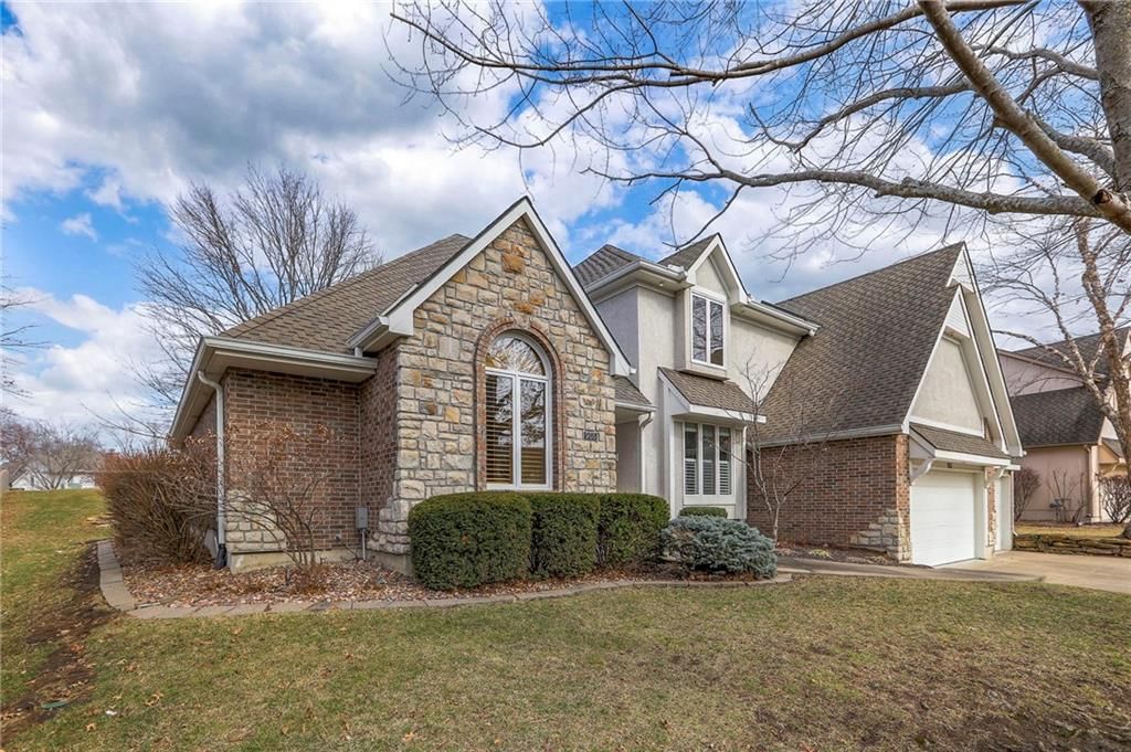 955 High Point Drive — photo 3