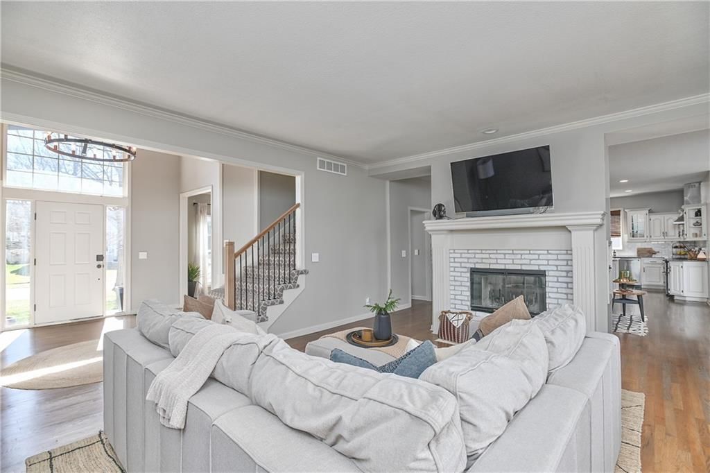 5008 W 158th Street — photo 10