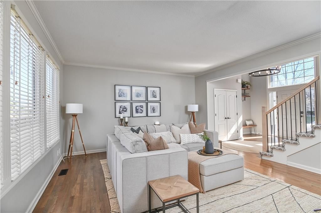 5008 W 158th Street — photo 11