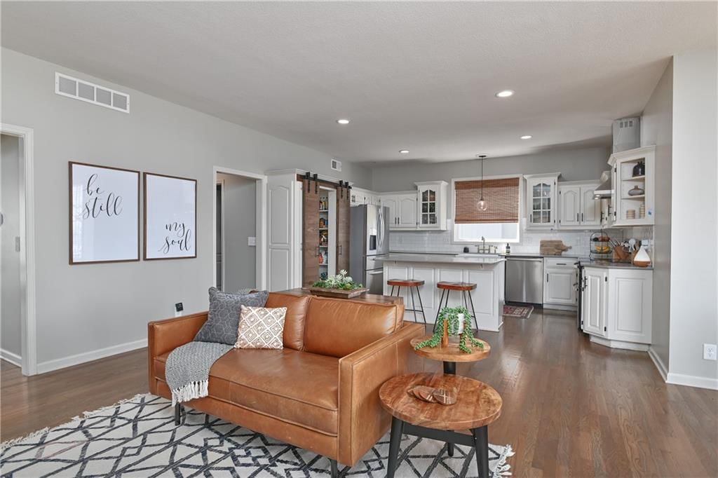5008 W 158th Street — photo 18
