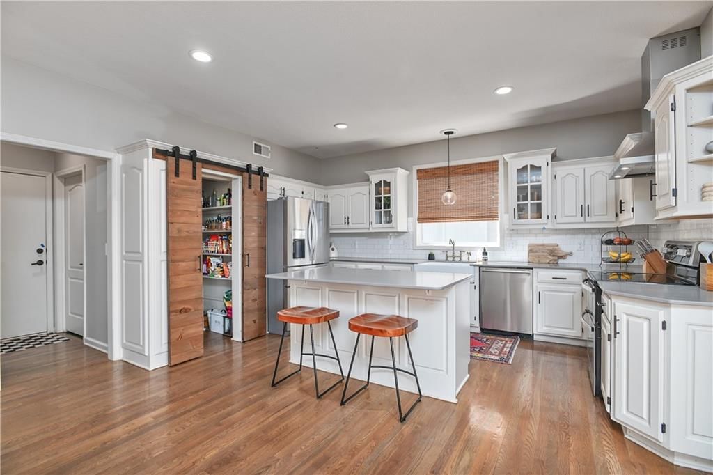 5008 W 158th Street — photo 21