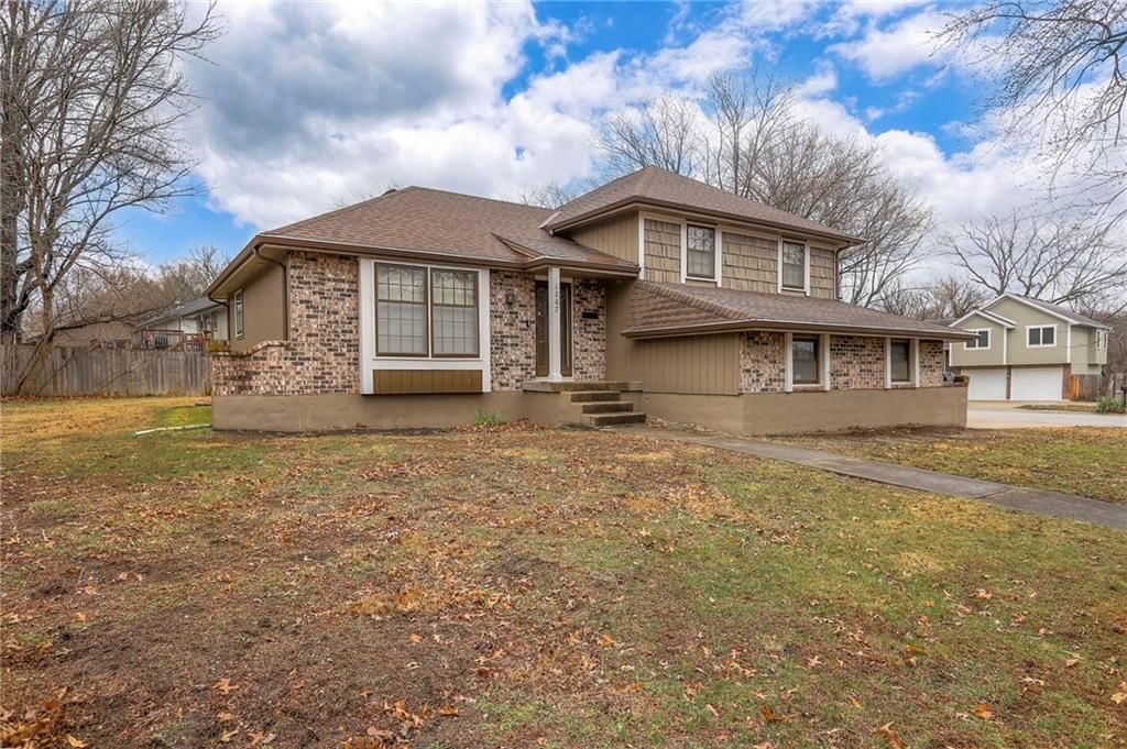 1202 W Elm Street — photo 3