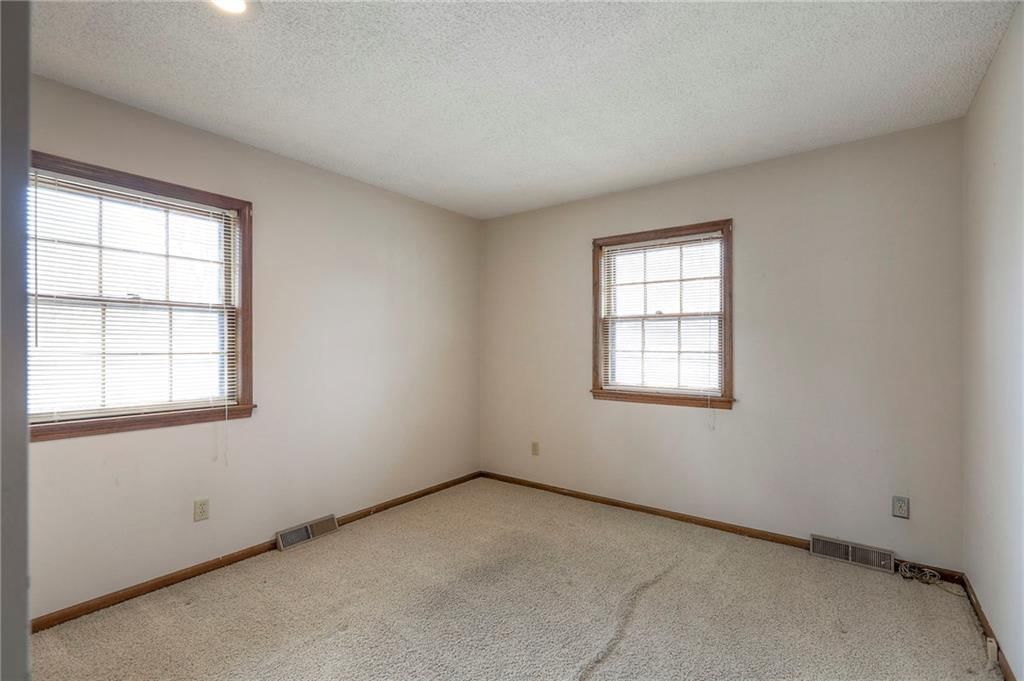 1202 W Elm Street — photo 24