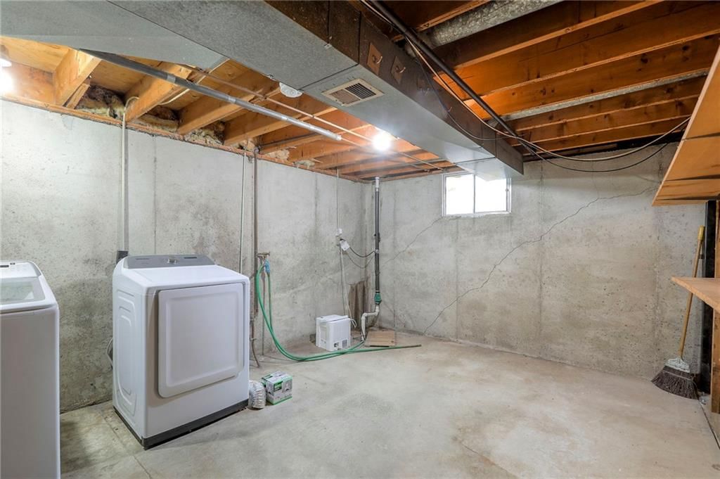 1202 W Elm Street — photo 29