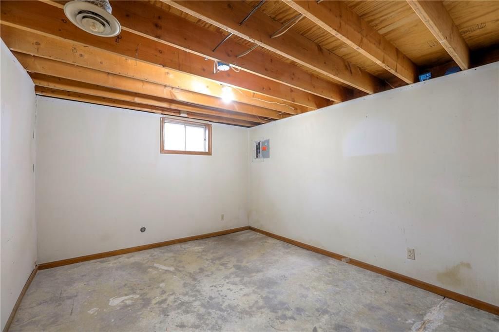 1202 W Elm Street — photo 31