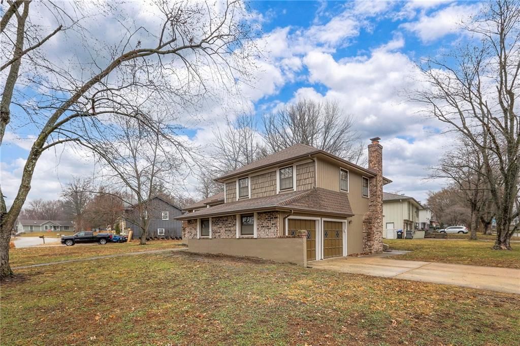 1202 W Elm Street — photo 37