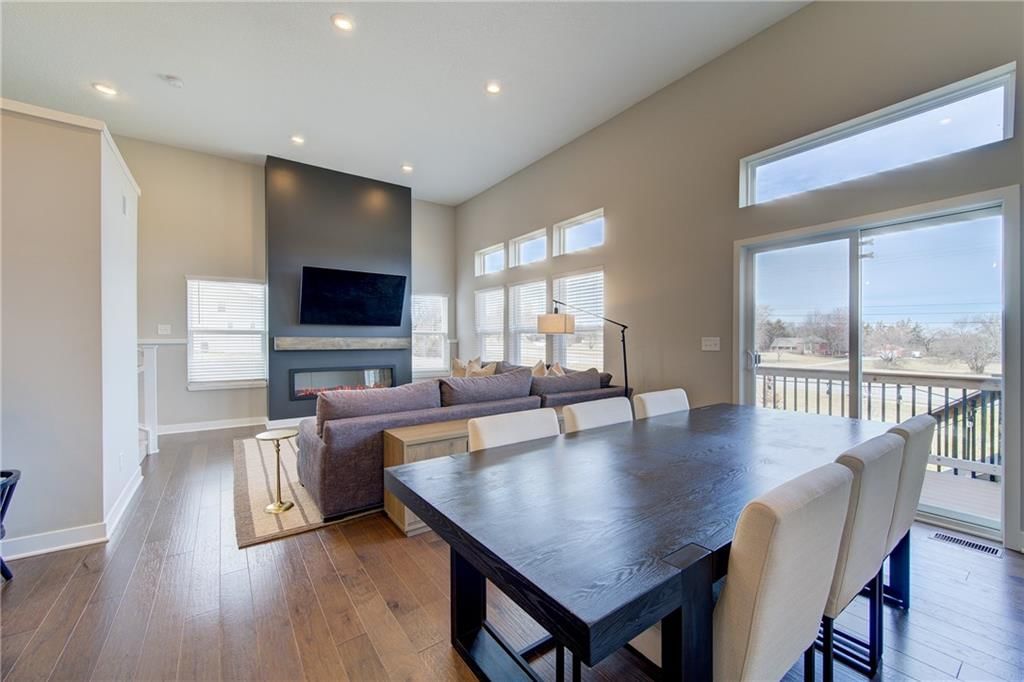 2108 SW Holdbrooks Drive — photo 5