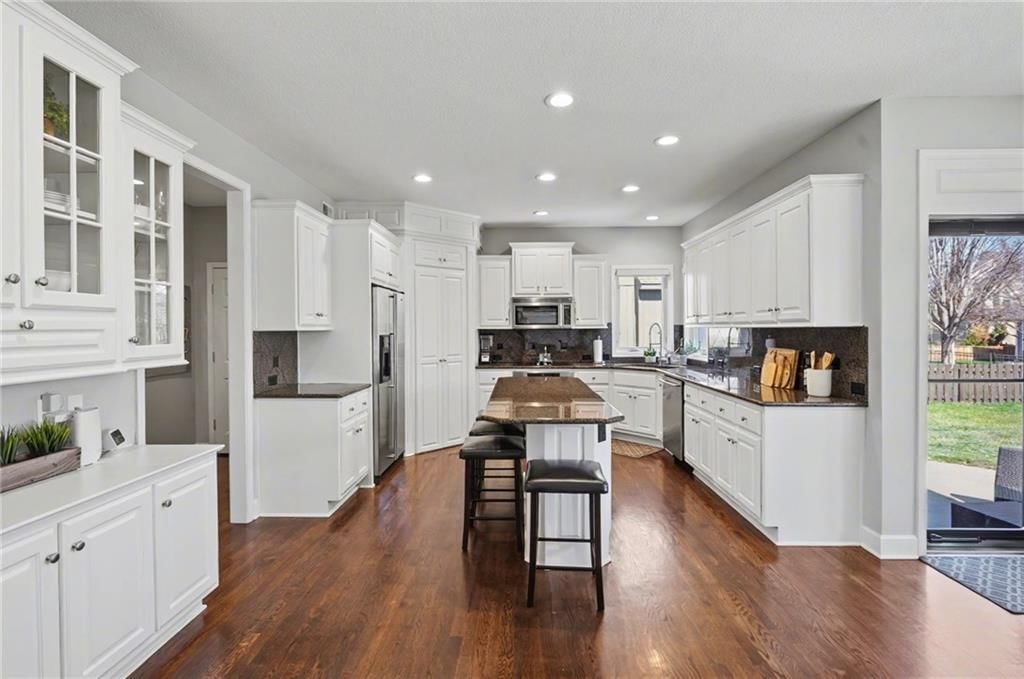5511 Chouteau Street — photo 14