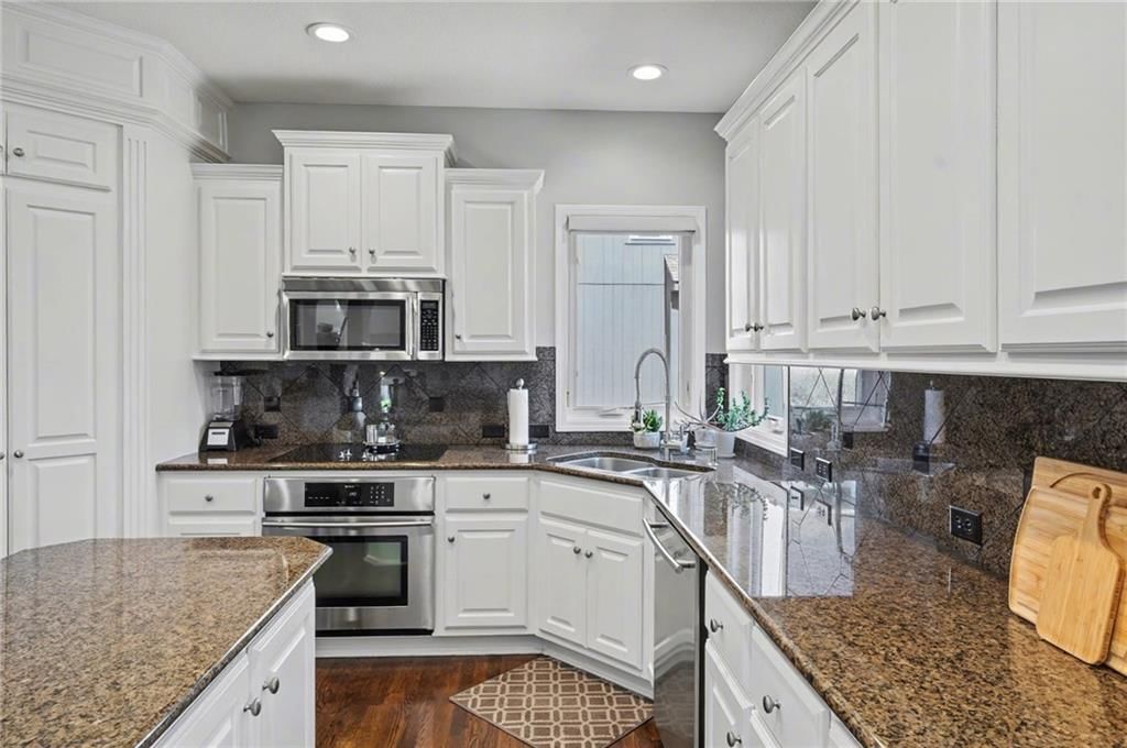 5511 Chouteau Street — photo 16